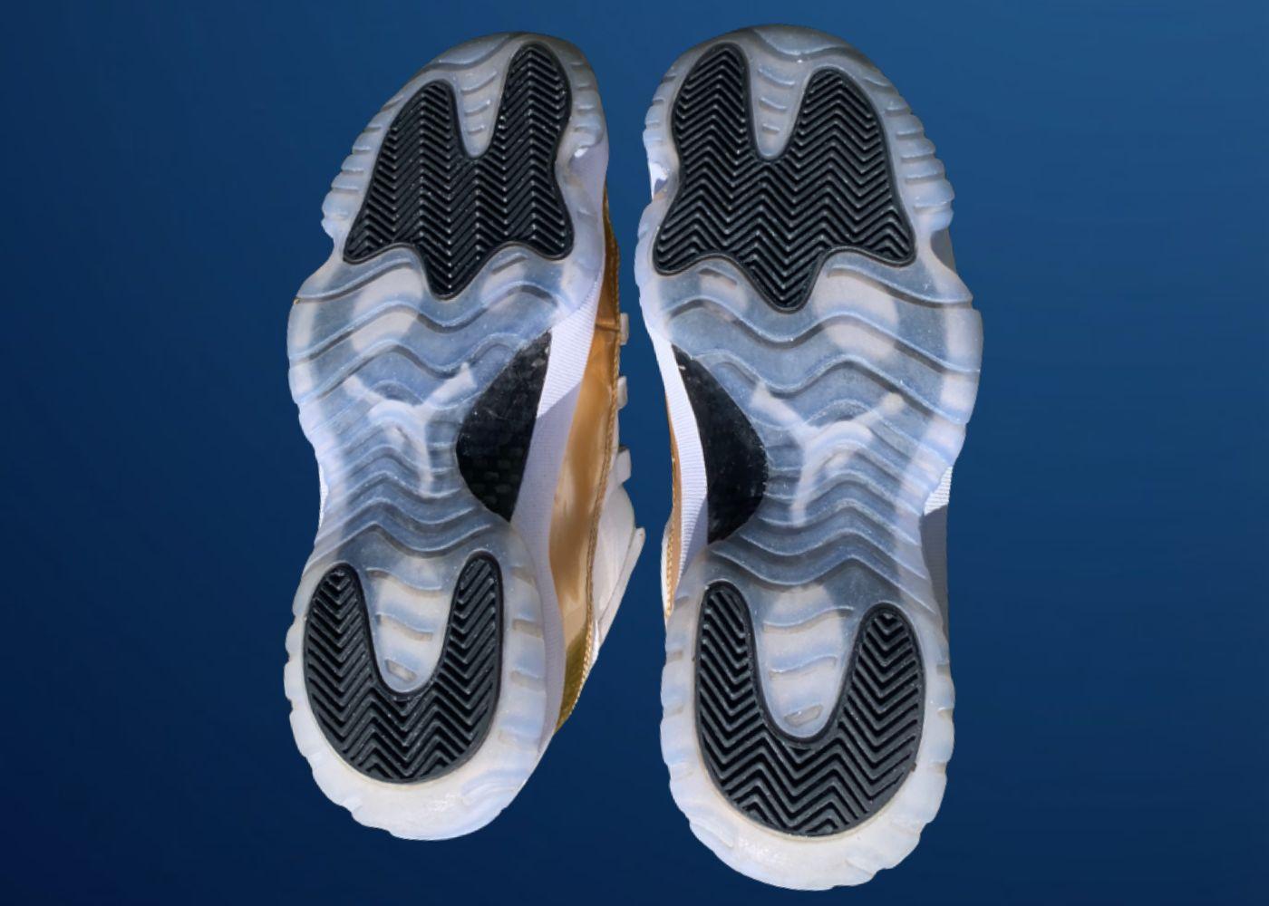 Real customer sneaker pair, before and after Kicks2Fresh restoration
